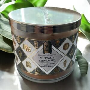 Bath & Body Works 3 Wick Candle Vintage Memories Sweet Cream Cinnamon Leather